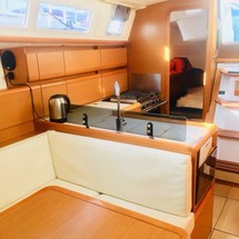 Jeanneau Sun Odyssey 379