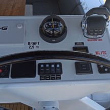 Hanse 588
