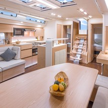 Hanse 588