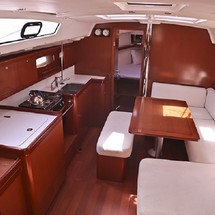 Beneteau Oceanis 40