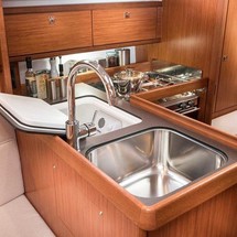 Bavaria CRUISER 34