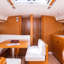 Jeanneau Sun Odyssey 440