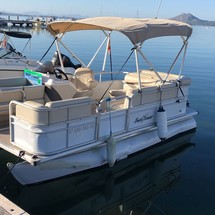 Sunchaser Boats Traverse 7516 Cruise