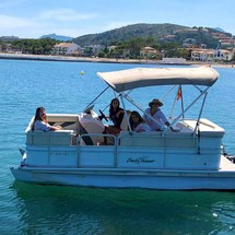 Sunchaser Boats Traverse 7516 Cruise