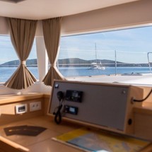 Lagoon 450 F