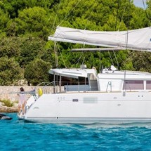 Lagoon 450 F