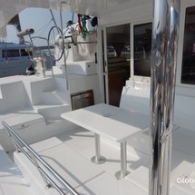 Lagoon 421