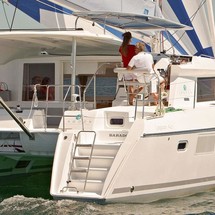 Lagoon 421