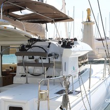 Lagoon 421