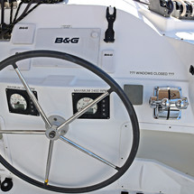 Lagoon 421
