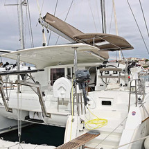 Lagoon 421