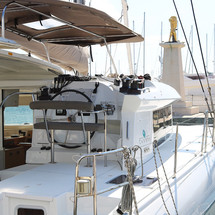 Lagoon 421