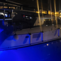 Lagoon 421