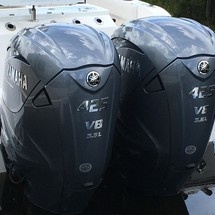 328 Sea Fox Commander