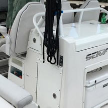 328 Sea Fox Commander