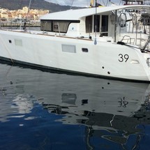 Lagoon 39