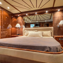 Falcon Yachts 86