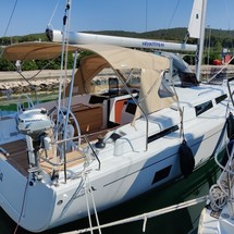 Hanse 418