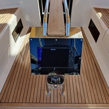 Hanse 418