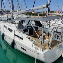Hanse 388