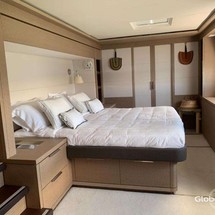 Lagoon SEVENTY 8