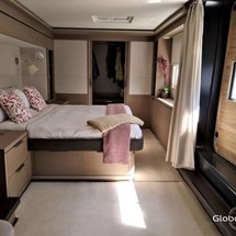 Lagoon SEVENTY 8