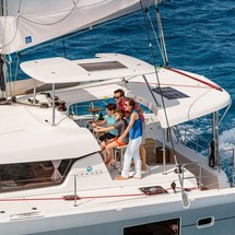 Lagoon 42