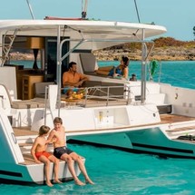 Lagoon 42