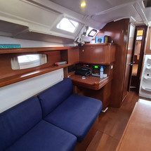 Beneteau Oceanis 37