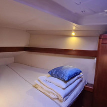 Beneteau Oceanis 37