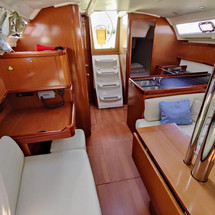 Beneteau Oceanis 37