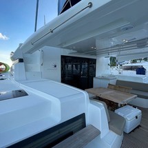 Lagoon 50