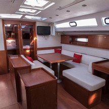 Beneteau Oceanis 50 Family