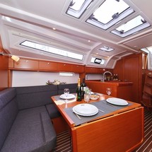 Bavaria 37 Cruiser