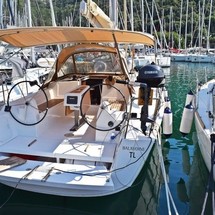 Dufour 350