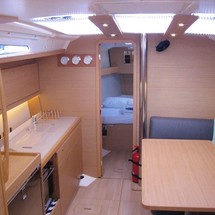Dufour 390