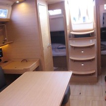 Dufour 390