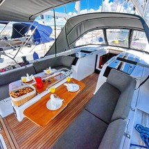 Hanse 505