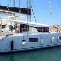 Lagoon 42