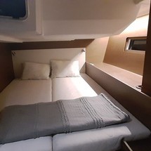 Beneteau Oceanis 51.1