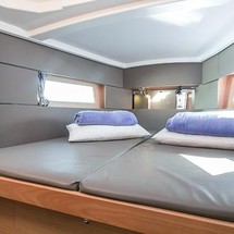 Beneteau Oceanis 38
