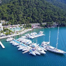 Lagoon 50