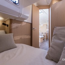 Beneteau Oceanis 38.1