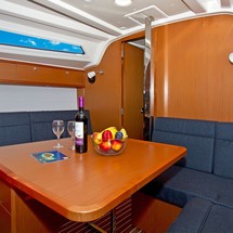 Bavaria 37 Cruiser