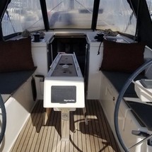 Dufour 360