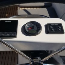 Dufour 360
