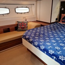Sealine F46