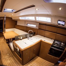 Jeanneau Sun Odyssey 379