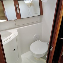 Beneteau Oceanis 37