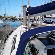 Beneteau Oceanis 37